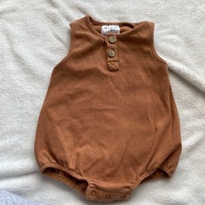 Mebie baby romper